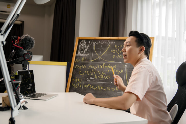 Les meilleurs programmes de maîtrise en éducation en ligne de 2023