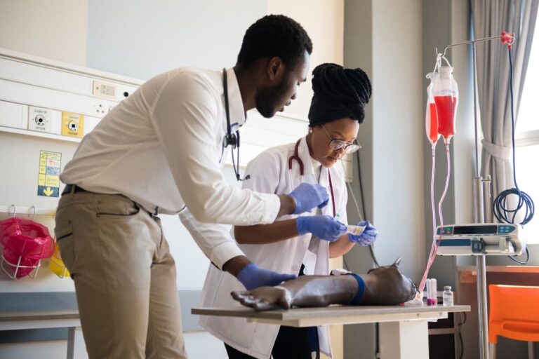 15 écoles de médecine avec la plus forte proportion d&rsquo;étudiants noirs