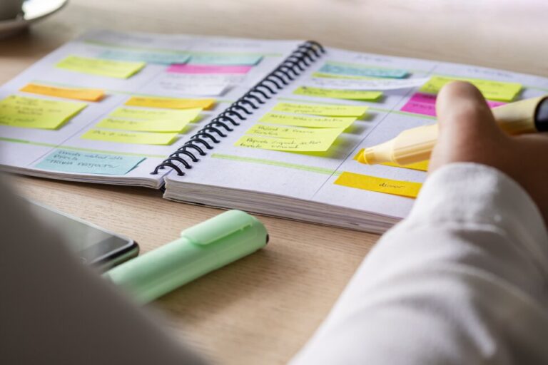 Comment faire face au stress des finales universitaires |  Meilleurs collèges