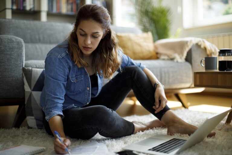 La pause de paiement du prêt étudiant se termine : 7 choses à faire |  Meilleurs collèges