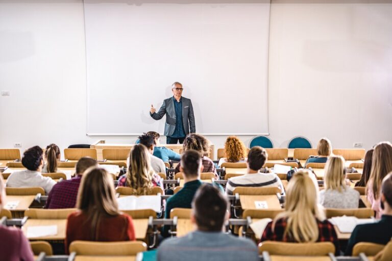 Qu&rsquo;est-ce qu&rsquo;une mineure universitaire et pourquoi c&rsquo;est important