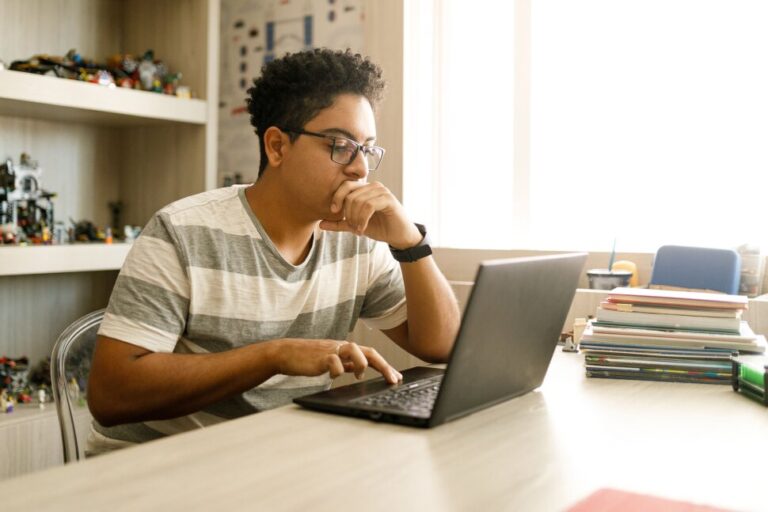 Ce que les étudiants internationaux devraient savoir sur EducationUSA |  Meilleures universités mondiales