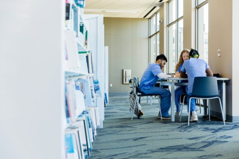 Une recherche Premed qui impressionne les facultés de médecine