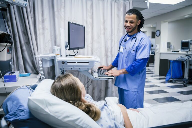 Communiquer avec les patients : ce que les premed devraient savoir