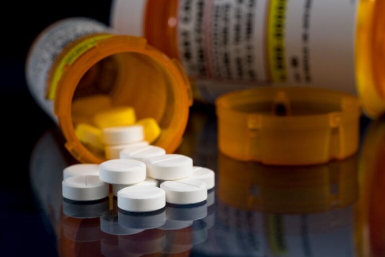 L&rsquo;épidémie d&rsquo;opioïdes : ce que les prémédicaux devraient savoir et comment les aider