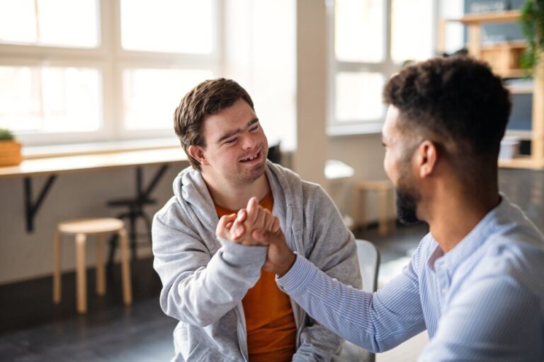 Comment les étudiants en médecine peuvent travailler avec des personnes handicapées