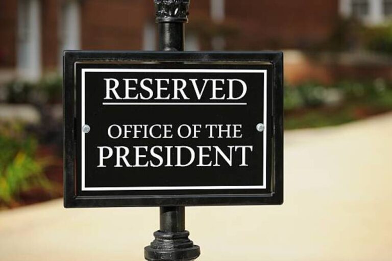 Que fait un président de collège ?  |  Meilleurs collèges