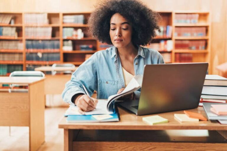 Qu&rsquo;est-ce que le LSAT et comment s&rsquo;y préparer