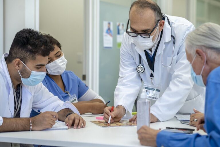 À quoi peut s’attendre un étudiant de première année en médecine