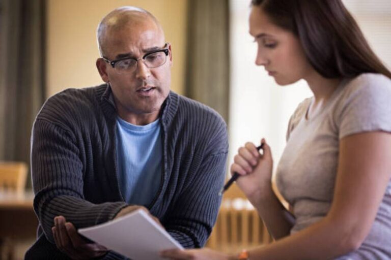 Comment trouver un mentor au Collège |  Éducation