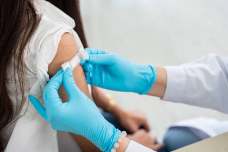 Comment les futurs médecins peuvent défendre les intérêts des patients et améliorer la santé publique |  Médecin d'admission à la faculté de médecine