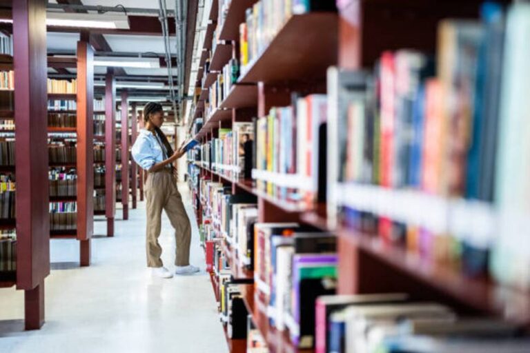 Pourquoi faire des études supérieures ? Les meilleures et les pires raisons