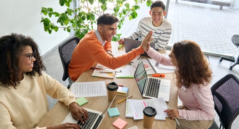 Exclusif : la génération Z a une solide éthique de travail, selon une étude