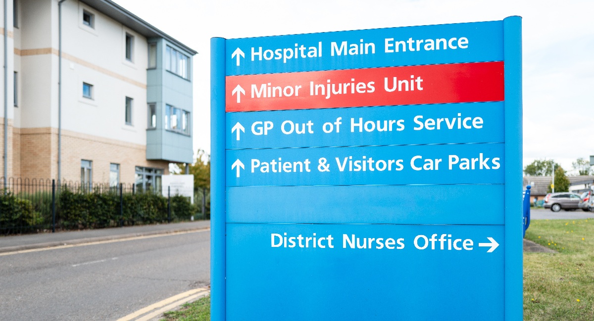 Les syndicats britanniques de la santé appellent à des négociations directes sur les salaires du NHS