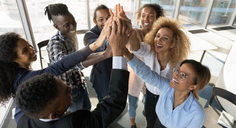 S'attaquer au problème de l'engagement double face avec l'IA