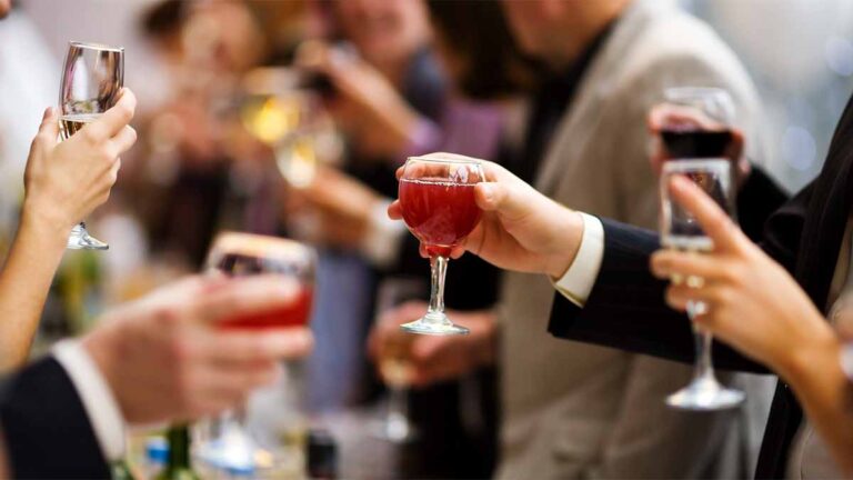Avertissement d'une augmentation « catastrophique » des décès liés à l'alcool en Angleterre