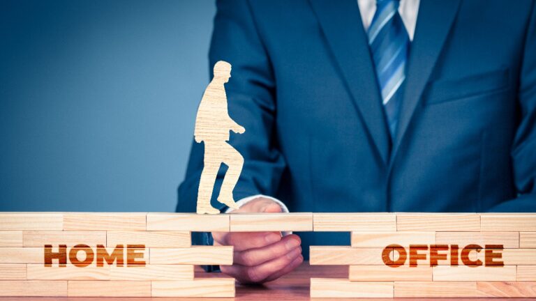 Les employeurs britanniques recherchent davantage de travail au bureau pour renforcer l'engagement