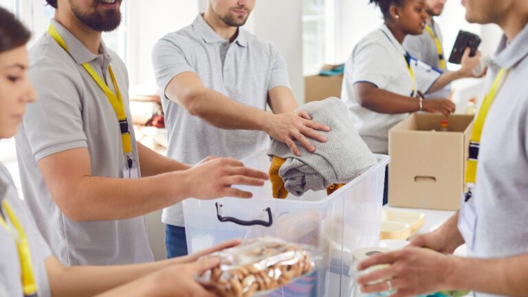 Les organisations caritatives s’attendent à réduire leurs effectifs face à la flambée des coûts