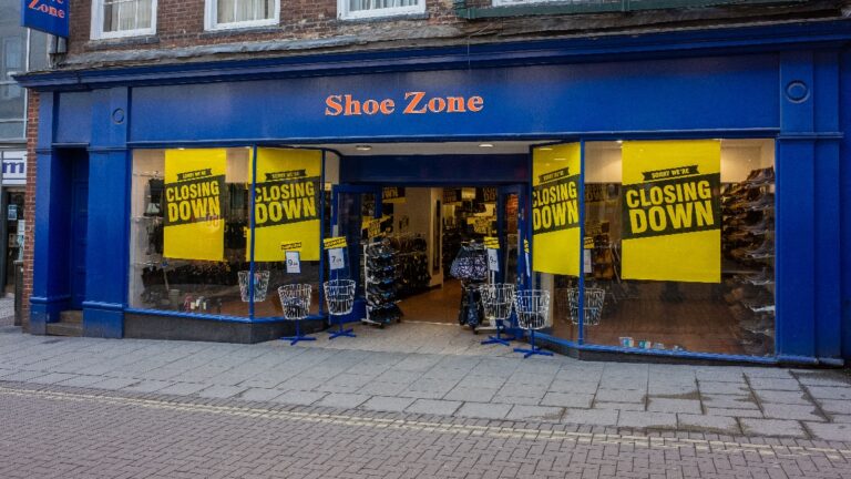 Shoe Zone ferme ses magasins en raison du coût du travail budgétaire