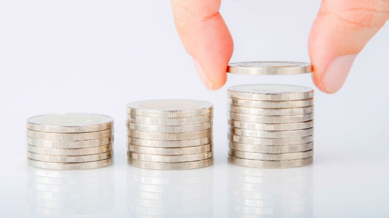 Baisse des récompenses de rémunération offertes en 2025 à mesure que les coûts NI augmentent