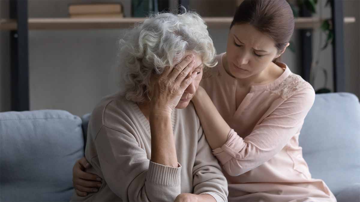 Caché à la vue: aborder les luttes silencieuses des soignants sandwichs