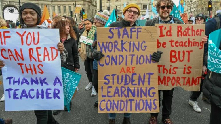 Le syndicat de l’éducation menace de faire grève