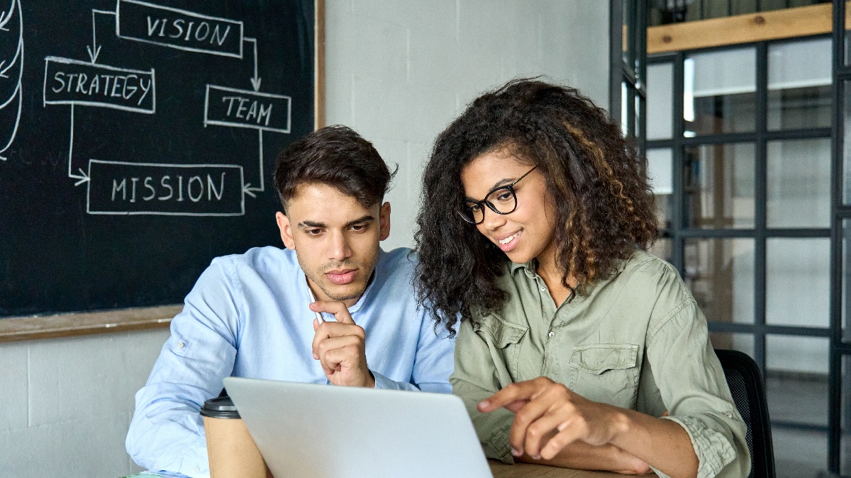 Les employeurs soutiennent la répression des stages non rémunérés