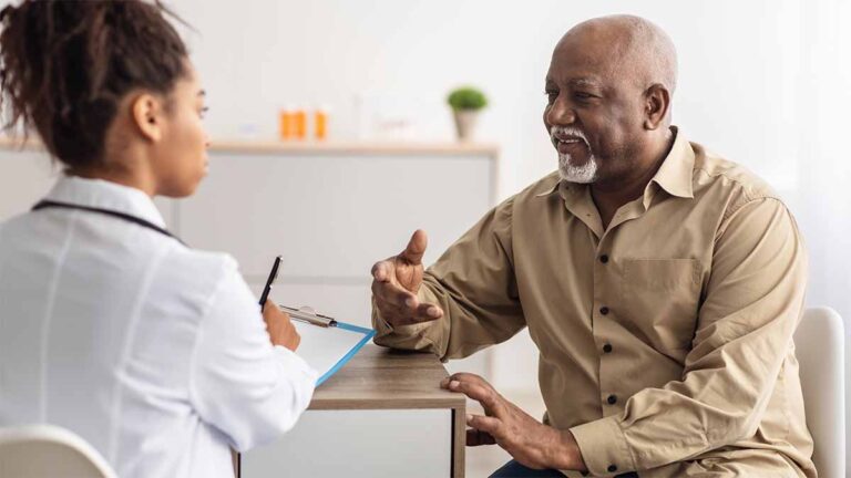 Les hommes noirs ont des taux plus élevés de cancer de la prostate à un stade avancé
