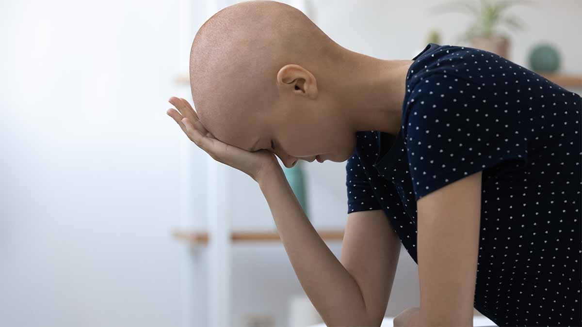 Journée mondiale du cancer: les travailleurs atteints de cancer ne se sentent pas pris en charge et seuls