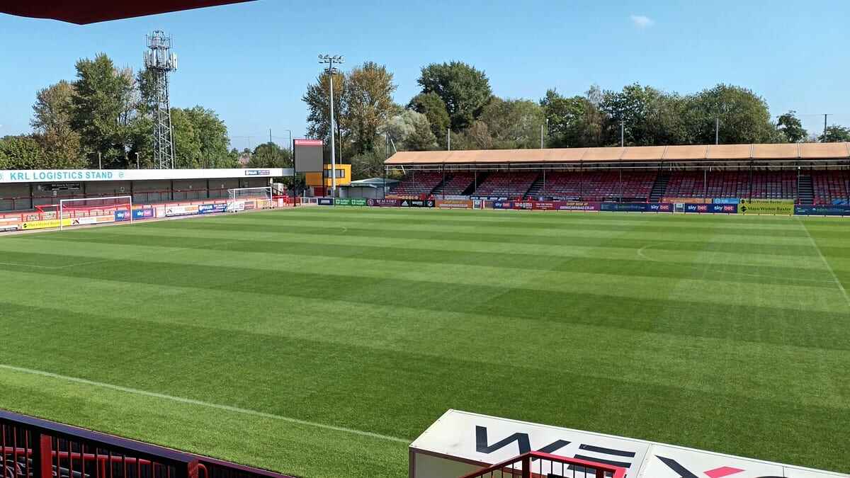 Le club de football fait face à la réclamation de l'esclavage moderne
