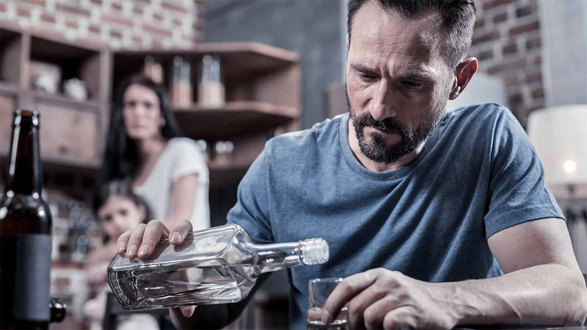 Les décès d'alcool au Royaume-Uni à tous les temps, car la charité exhorte une nouvelle approche
