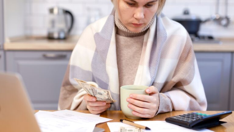 Bill des droits de l'emploi: le gouvernement reste ferme sur le taux de rémunération en maladie