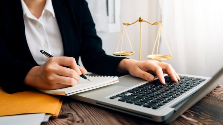 Les nouveaux tarifs pour les Prix du Tribunal de l'Emploi à Partir d'Avril
