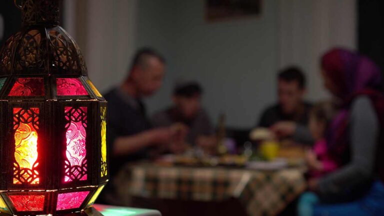 Ramadan sur le lieu de travail: meilleurs conseils pour les employeurs