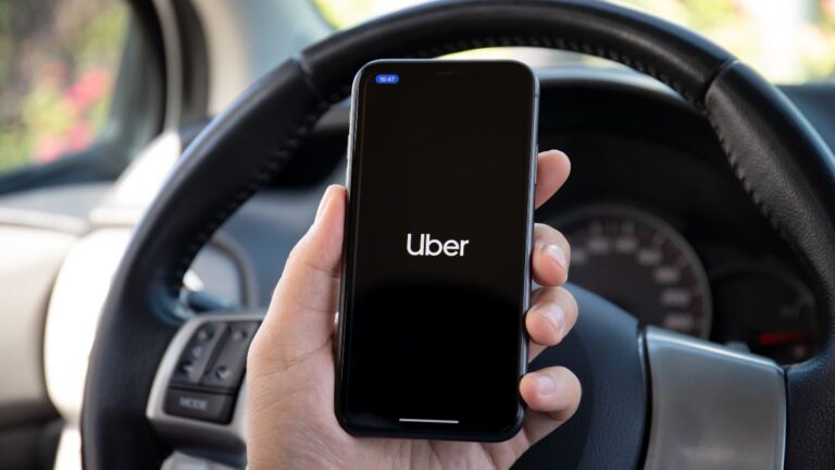 Les conducteurs Uber éprouvent une «fausse autonomie» sur le travail