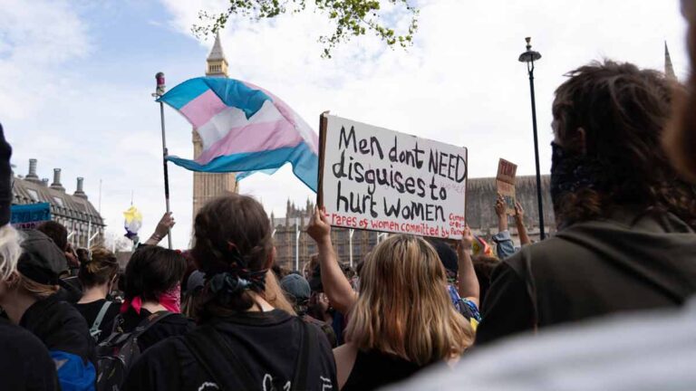 Consultation lancée après la décision de «sexe» de la Cour suprême