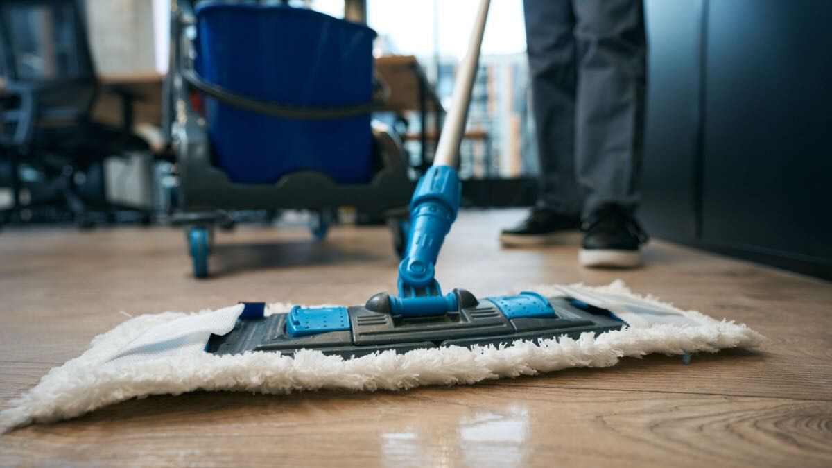 Contrat Cleaner perd Eat Race Discrimination Appel