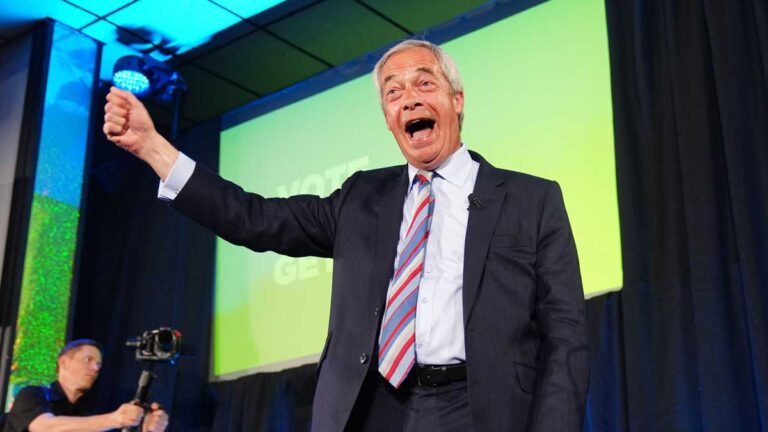 Le personnel de réforme des conseils britanniques est confronté à WFH Ban