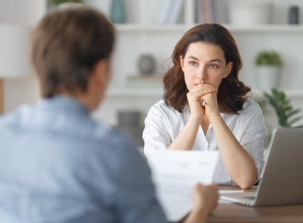 Comment répondre «Quelles sont vos attentes salariales?» Lors d'un entretien d'embauche