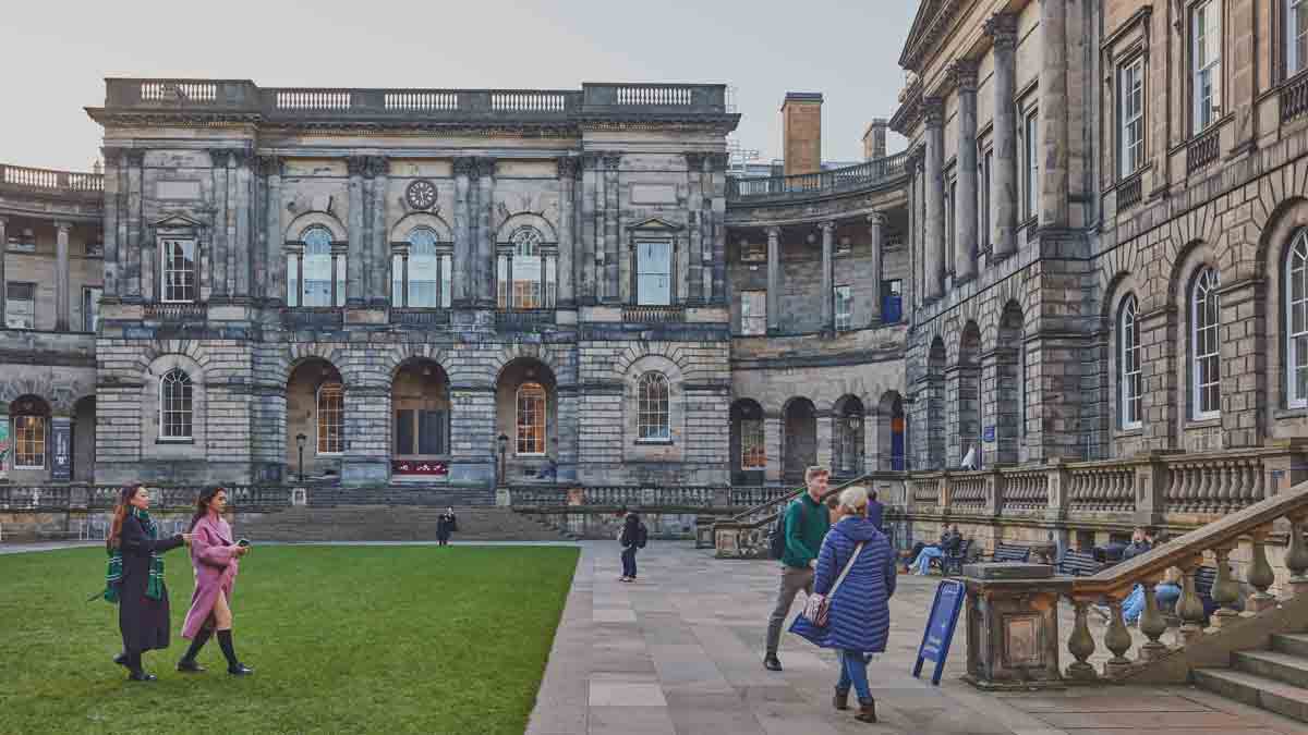 Le personnel de l'Université d'Edinburgh frappe pendant six jours