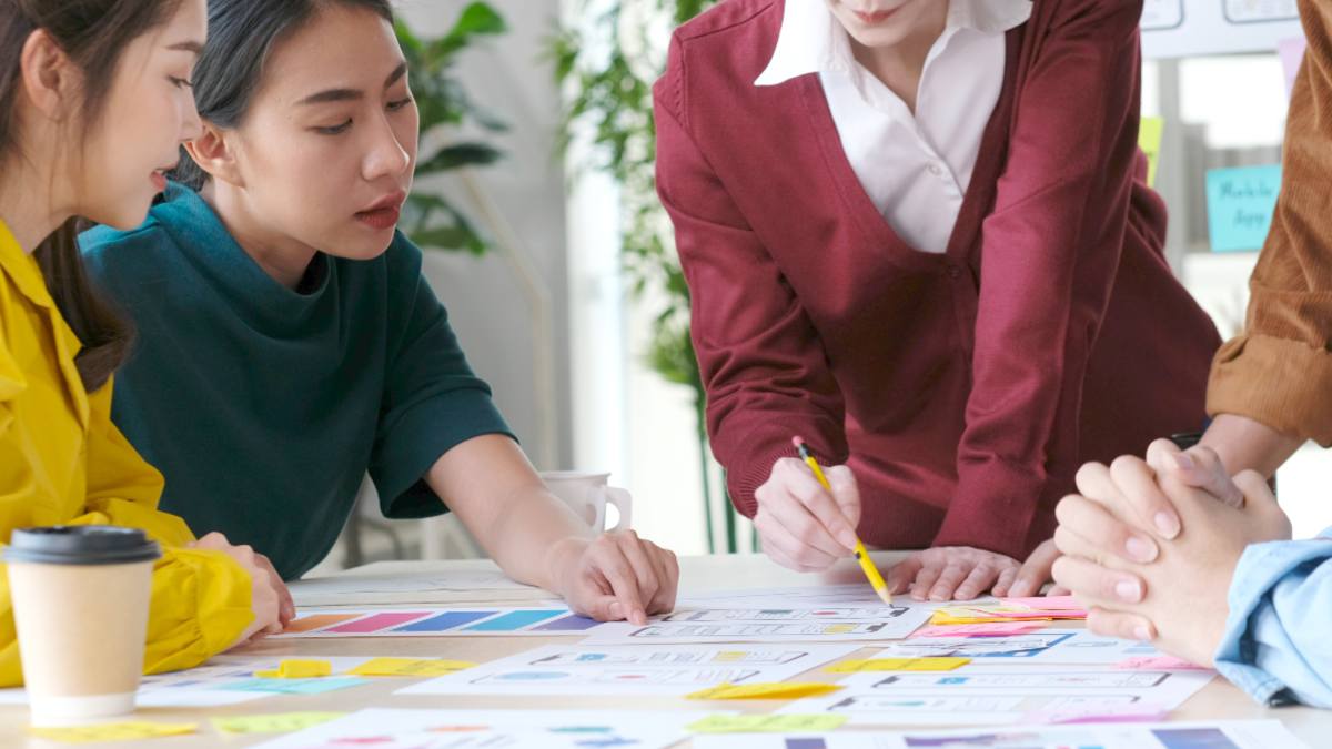 Projet de loi sur les droits de l'emploi: les pairs proposent le changement aux règles d'expérience de travail