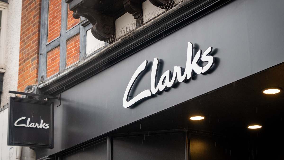 Clarks réduit 1 200 emplois après «année de transition»
