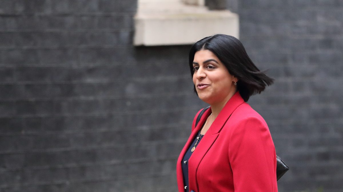 Home Office pour placer des exigences plus strictes sur les travailleurs migrants