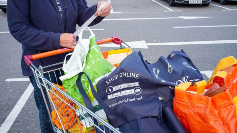 Inflation inchangée à 3,8% en août