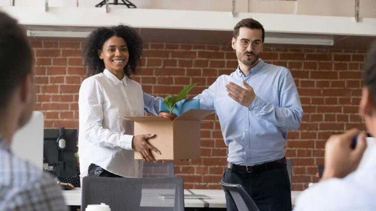 Le premier jour de droit de faire 86% plus prudent sur l'embauche