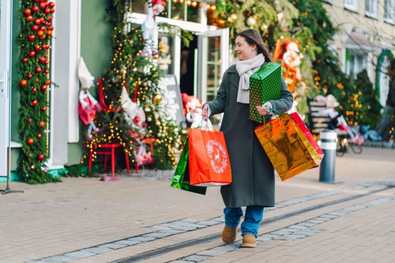 Êtes-vous hanté par le fantôme de Noël passé ? Comment les coupes budgétaires festives pourraient accroître votre richesse à long terme