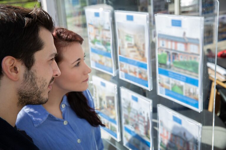 Rightmove : les prix demandés devraient augmenter de 2 % en 2026 après le rebond du marché post-budgétaire