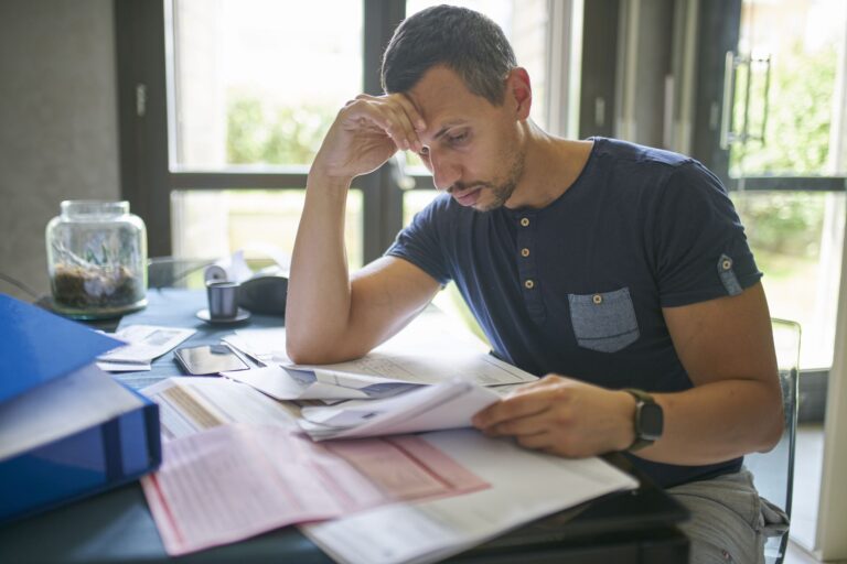 Faut-il réparer son prêt hypothécaire ou opter pour un taux variable ?