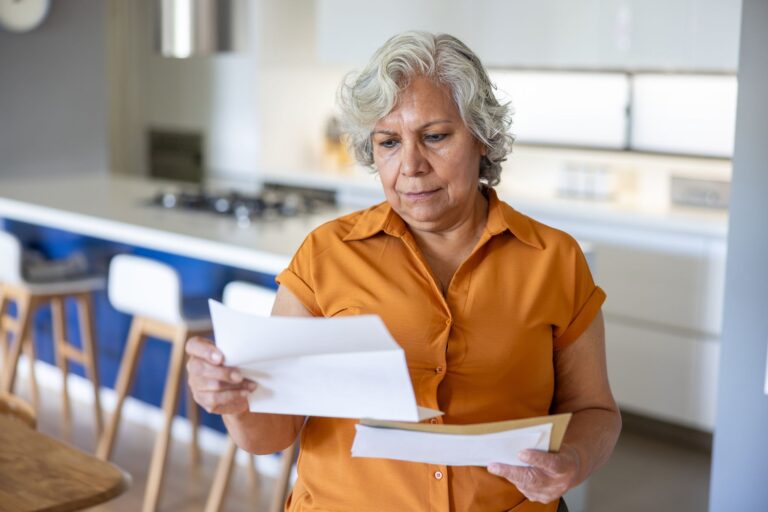 Les enquêtes sur les droits de succession poursuivent 14 000 familles endeuillées pour sous-paiement