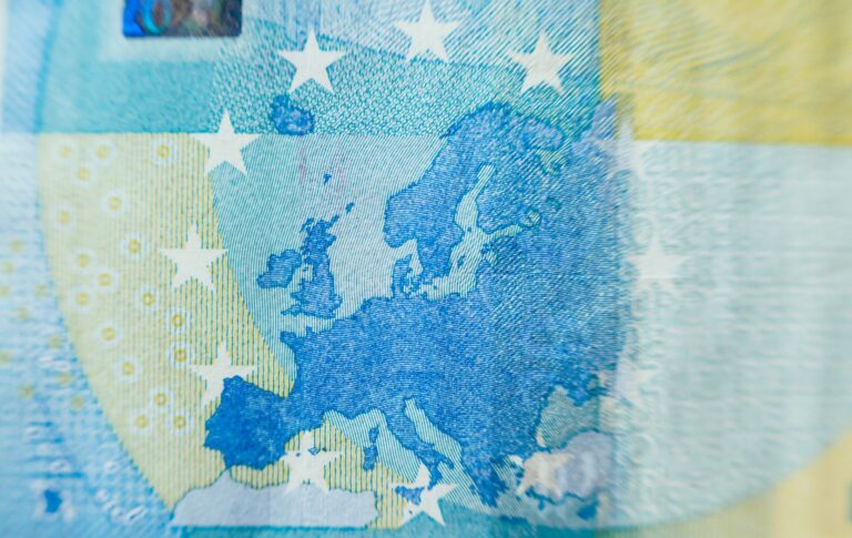 Investir dans les actions européennes : quels secteurs sont actuellement valorisés ?